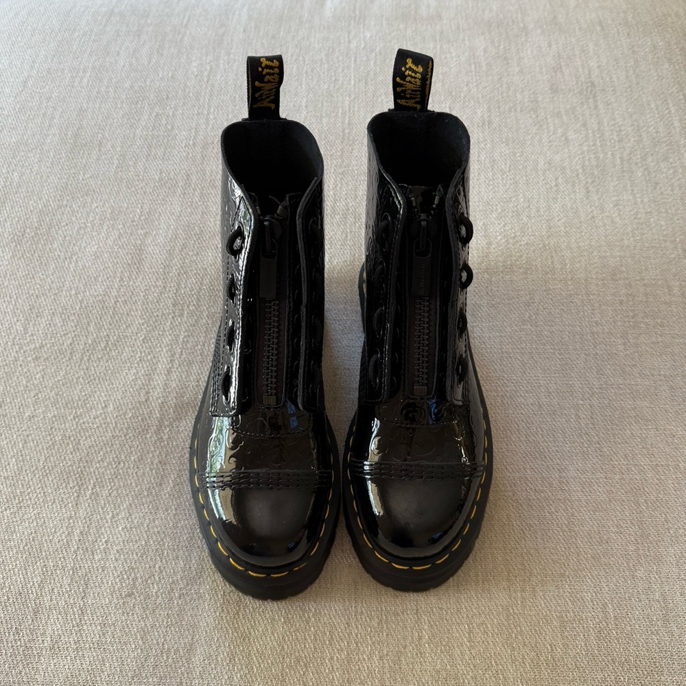 Dr. Martens Sinclair Black Patent Lamper Leopard Emboss Boots